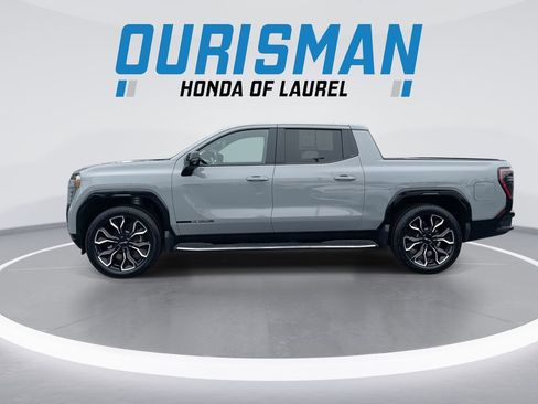 Used 2024 GMC Sierra EV Denali image 5