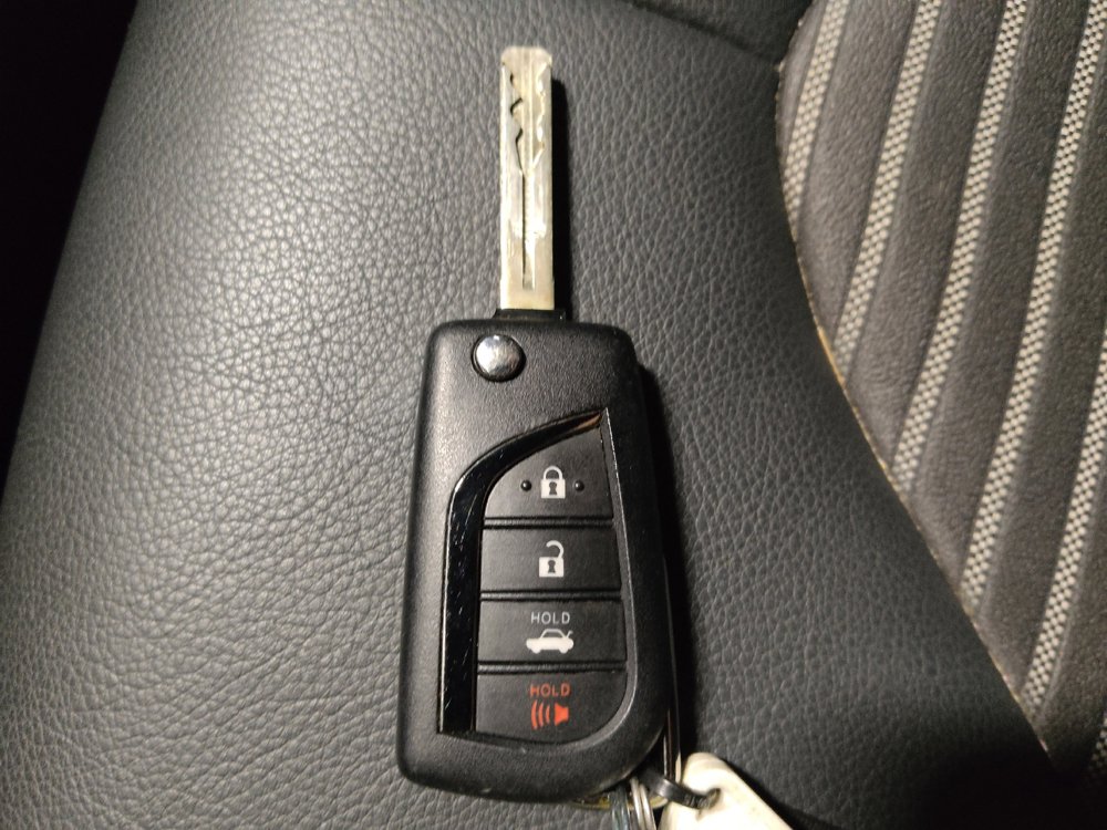 Used 2023 Toyota Camry SE FWD image 32