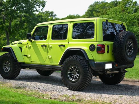 Used 2024 Jeep Wrangler Unlimited Rubicon 392 AWD/4WD image 6