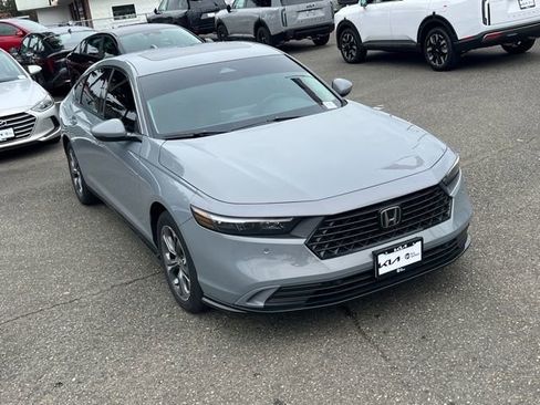 Used 2025 Honda Accord EX-L image 4