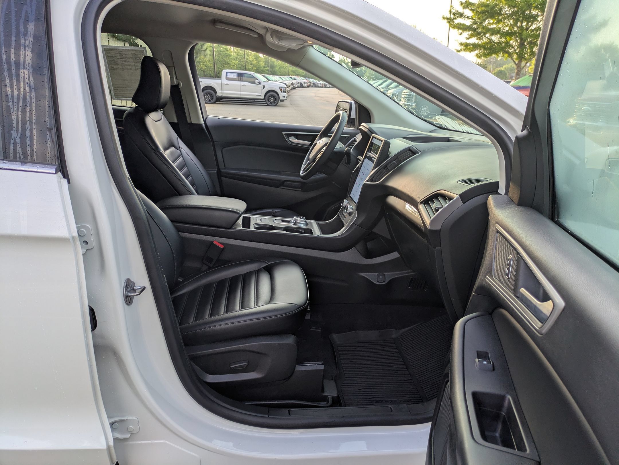 Used 2024 Ford Edge SEL w/ Convenience Package AWD/4WD image 37