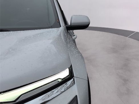 New 2026 Chevrolet Equinox LT w/ LPO, Floor Liner Package image 12