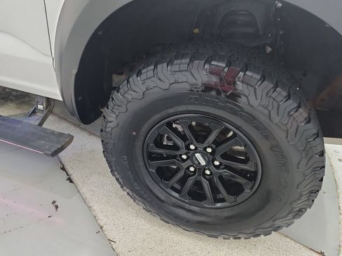 Used 2024 Ford F150 Raptor AWD/4WD image 36