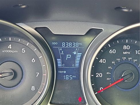 Used 2016 Hyundai Veloster Base w/ Option Group 02 image 21