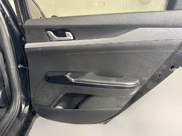 Used 2022 Kia K5 GT-Line FWD image 27