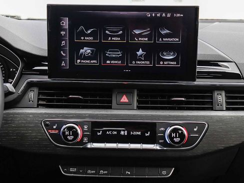 Used 2024 Audi A4 2.0T Premium image 17