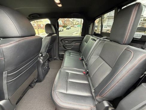 Used 2020 Nissan Titan PRO-4X w/ Pro-4x Convenience Package image 25