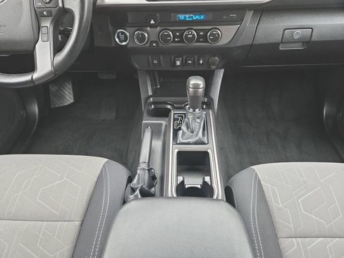 Used 2023 Toyota Tacoma TRD Sport image 21