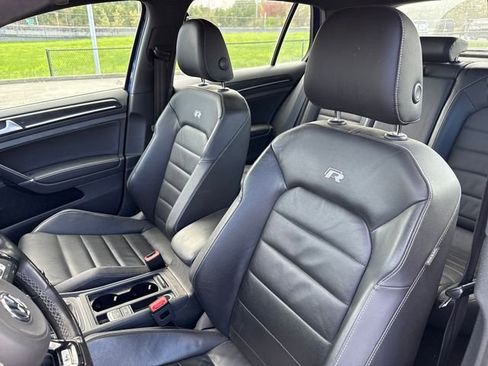 Used 2016 Volkswagen Golf R 4-Door image 19