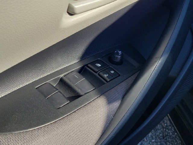 Used 2026 Toyota Corolla LE FWD image 24
