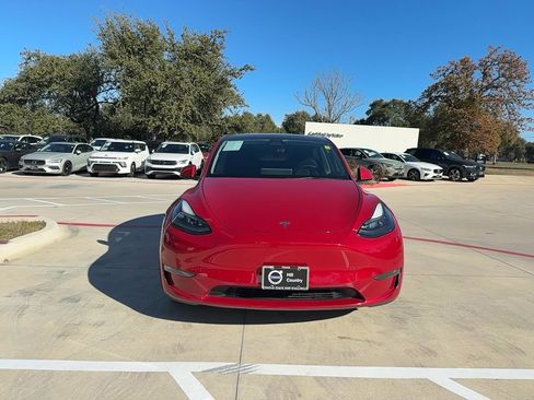 Used 2022 Tesla Model Y Performance image 8