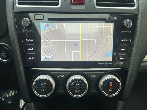 Used 2016 Subaru Forester 2.5i Touring w/ Eyesight & Navigation System image 32