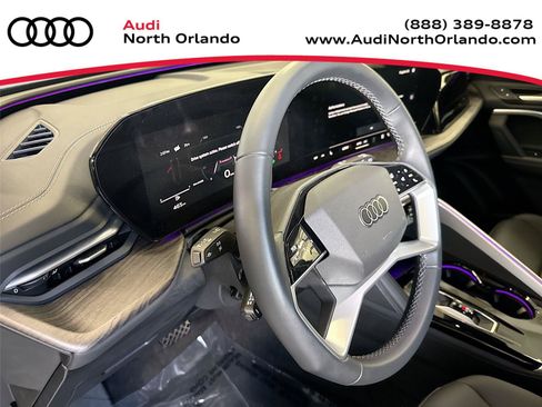 Used 2025 Audi Q5 Premium w/ Convenience Package AWD/4WD image 1