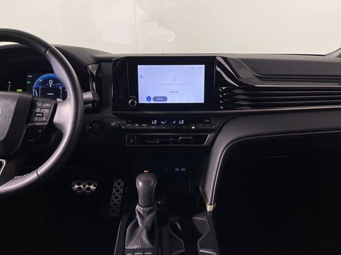 Certified 2025 Toyota Camry SE image 14