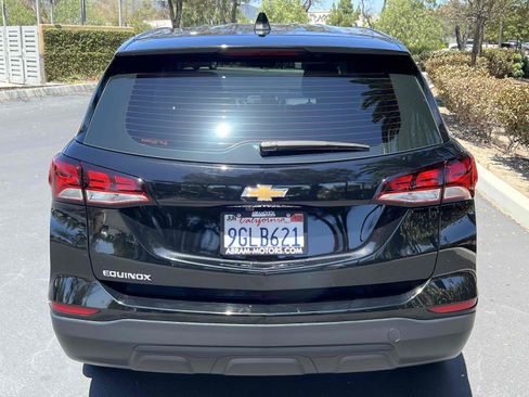 Used 2023 Chevrolet Equinox LS FWD image 15