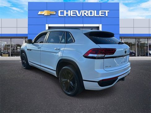 Used 2023 Volkswagen Atlas Cross Sport SEL R-Line image 6