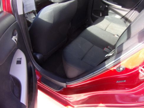 Used 2010 Toyota Corolla S image 3