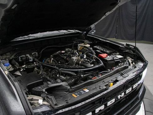 Used 2023 Ford Bronco Outer Banks image 30
