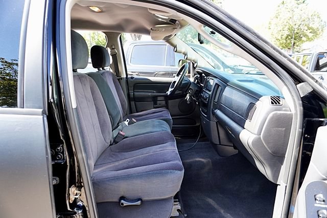 Used 2005 Dodge Ram 3500 Truck SLT w/ Quad Cab Big Horn Value Group RWD image 18