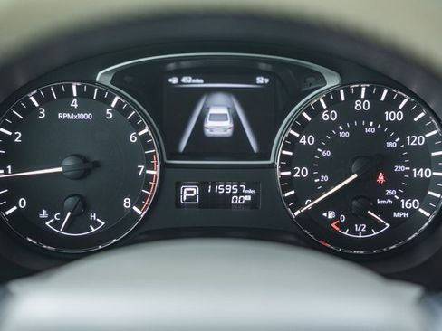 Used 2013 Nissan Altima 2.5 SV w/ 2.5SV Convenience Pkg image 41