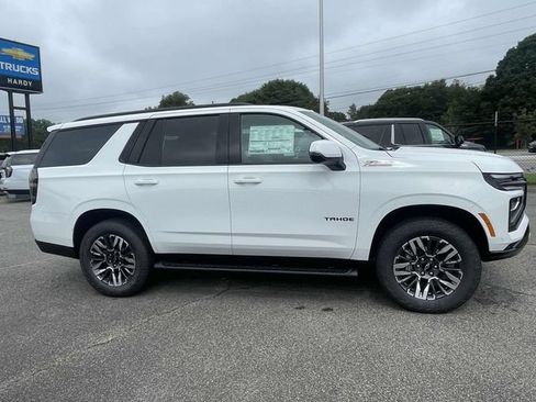 New 2026 Chevrolet Tahoe Z71 w/ Comfort Package AWD/4WD image 2