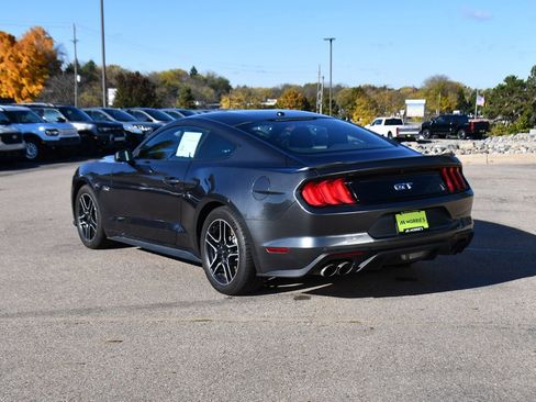 Used 2019 Ford Mustang GT image 4