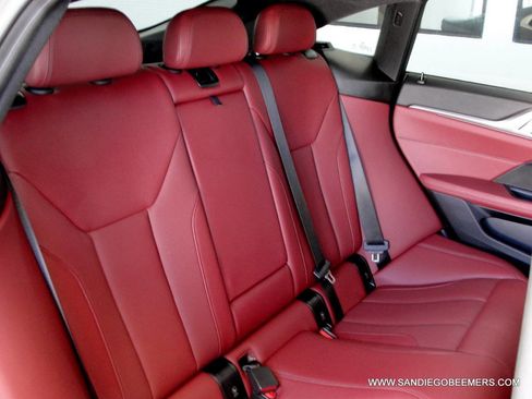 Used 2023 BMW i4 eDrive40 image 56