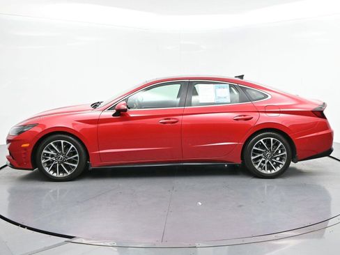 Used 2021 Hyundai Sonata Limited w/ Preferred Accessory Package FWD image 4