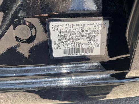 Used 2025 Nissan Versa SV FWD image 26