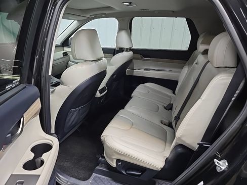 Used 2022 Hyundai Palisade SEL w/ 8P Bench Seat Package AWD/4WD image 32