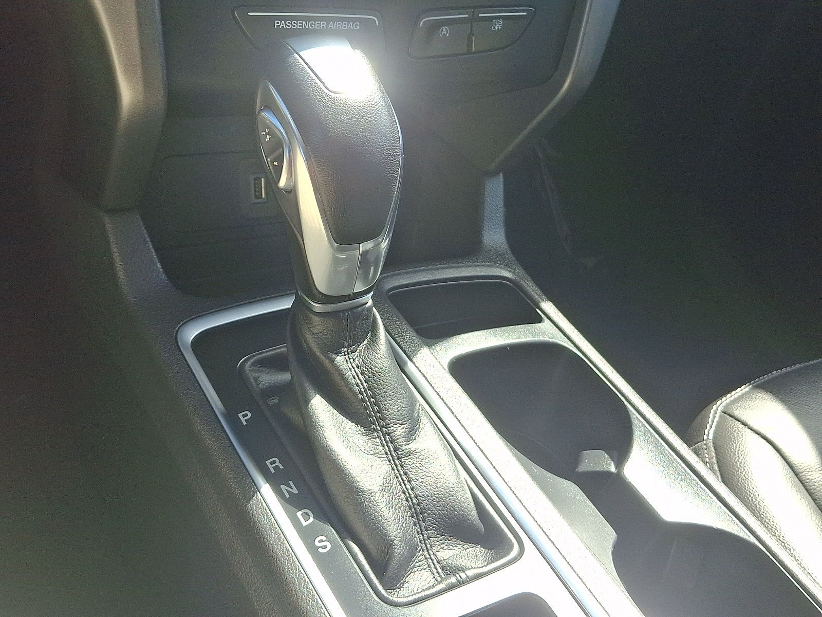 Used 2018 Ford Escape SEL AWD/4WD image 15