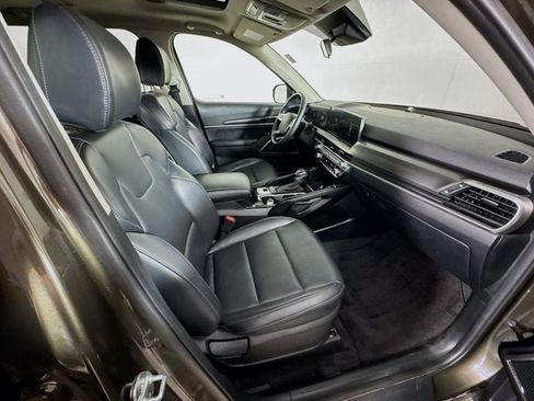 Certified 2024 Kia Telluride S w/ S Sunroof Package AWD/4WD image 30