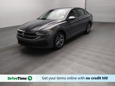 Used 2024 Volkswagen Jetta SE FWD image 1