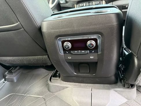 Used 2023 Chevrolet Tahoe High Country w/ Premium Package 2 AWD/4WD image 18