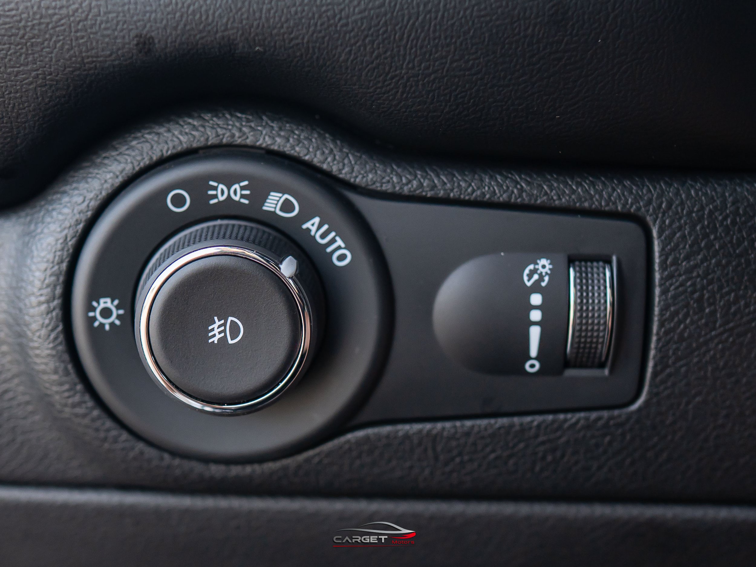 Used 2023 Dodge Durango SRT w/ Black Package AWD/4WD image 38