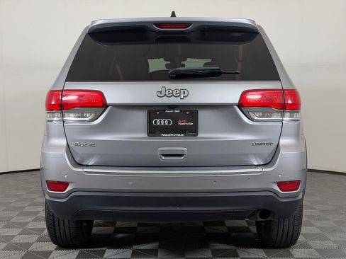 Used 2017 Jeep Grand Cherokee Limited AWD/4WD image 10
