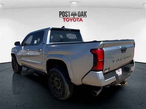 New 2025 Toyota Tacoma SR5 image 5