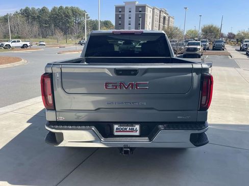 Used 2025 GMC Sierra 1500 SLT image 7
