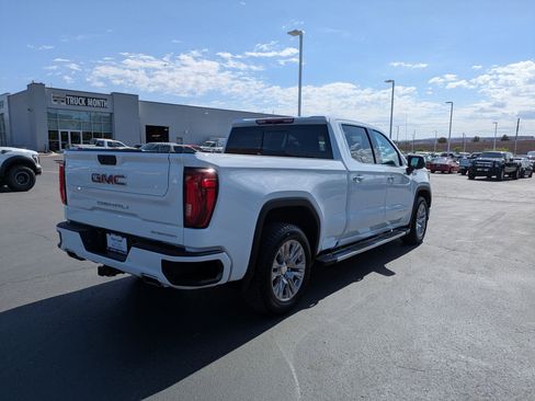 Used 2023 GMC Sierra 1500 Denali AWD/4WD image 3