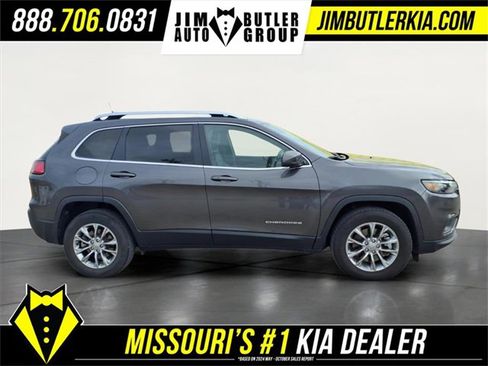 Used 2021 Jeep Cherokee Latitude Lux w/ Comfort/Convenience Group image 32