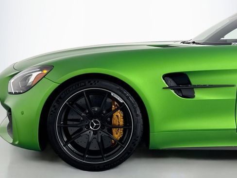 Used 2018 Mercedes-Benz AMG GT R image 8