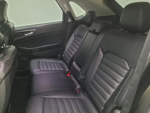 Used 2016 Ford Edge SEL w/ Equipment Group 201A FWD image 18