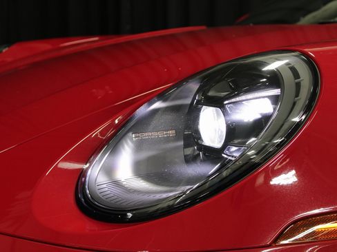 Certified 2024 Porsche 911 Carrera 4 GTS image 15
