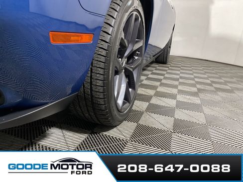 Used 2023 Dodge Challenger SXT w/ Blacktop Package image 29