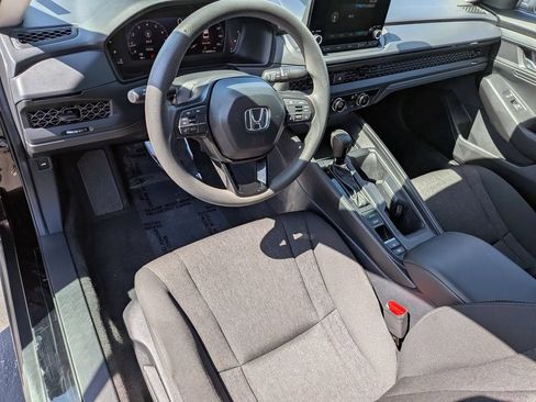 Used 2025 Honda Accord LX image 15