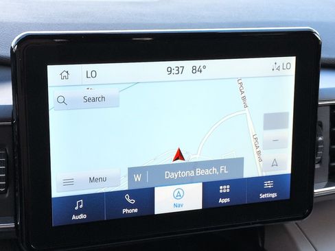 Used 2024 Ford Explorer XLT w/ Equipment Group 202A RWD image 20