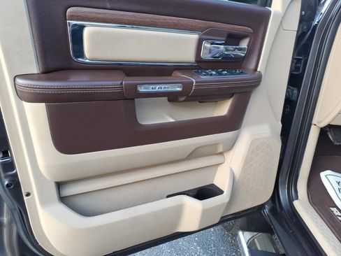 Used 2018 RAM 2500 Laramie image 13