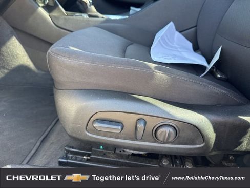 Used 2024 Chevrolet Malibu LT image 18