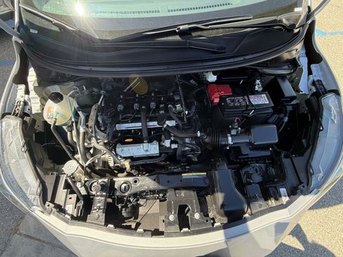 Used 2025 Nissan Versa SV image 28
