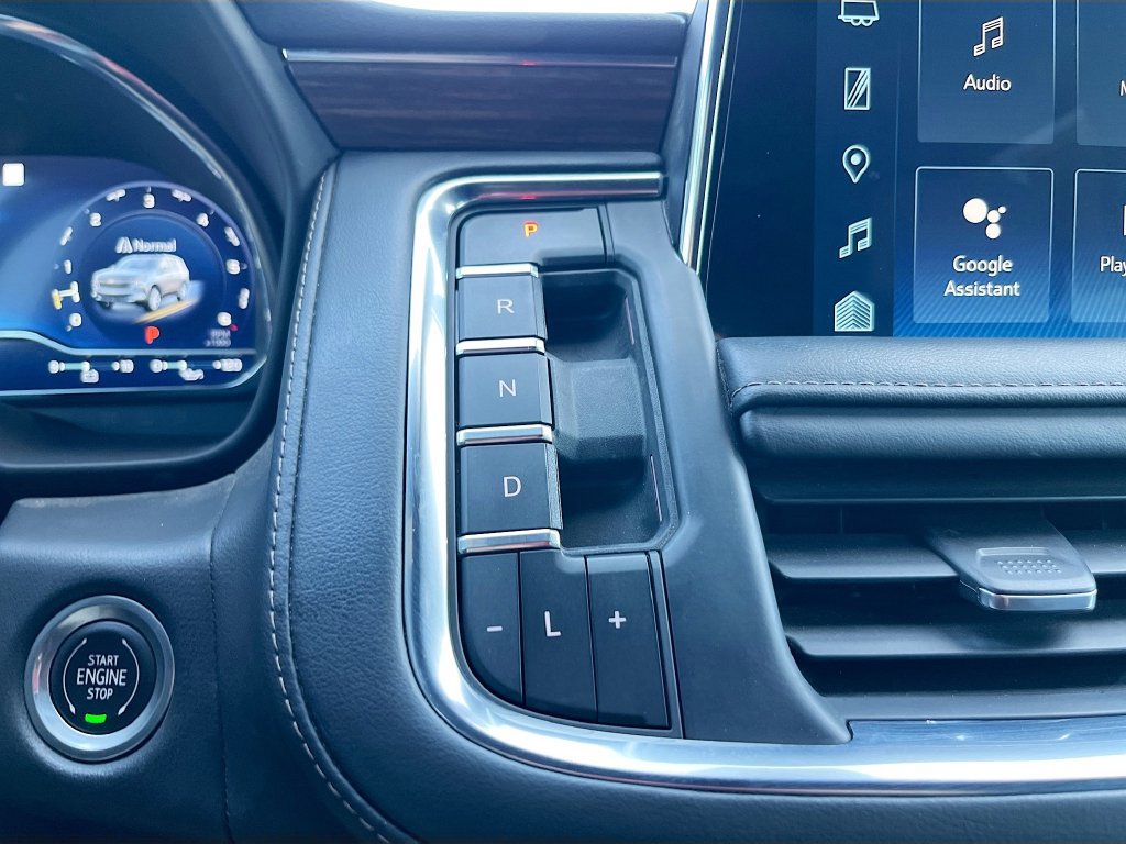 Used 2022 Chevrolet Tahoe High Country RWD image 16